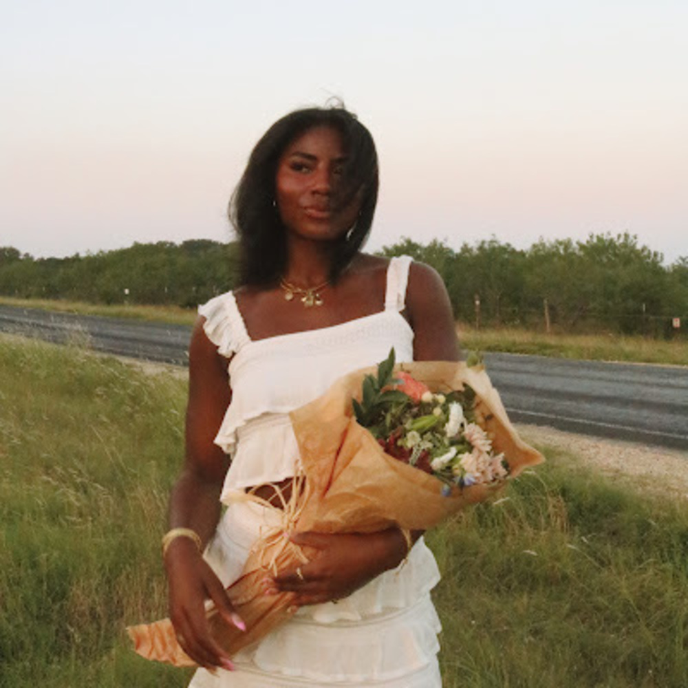 Meet your Posher, Elissa